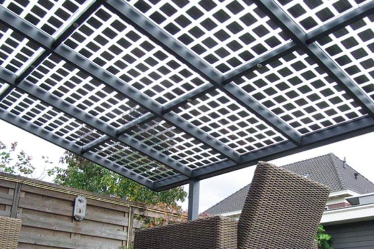 הוספת פאנל סולארי בדירת גג 6 Solar pergola 750 3