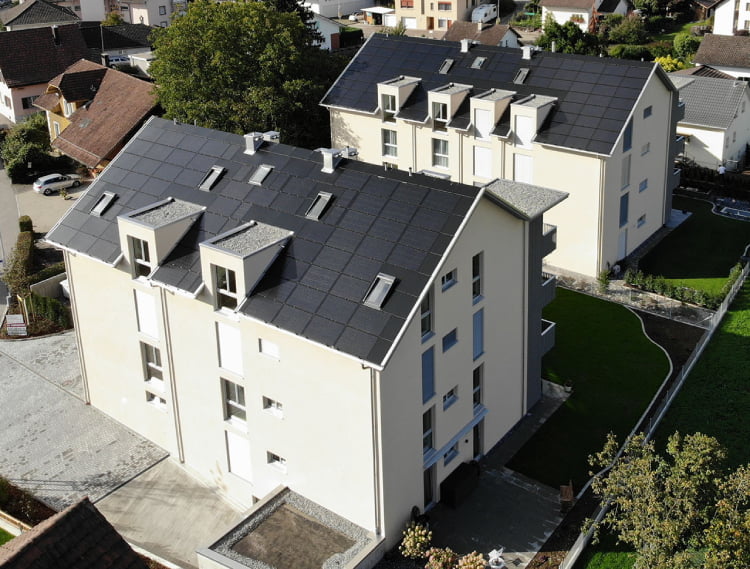 גג רעפים סולארי כל מה שצריך לדעת 16 megasol roof 750 16