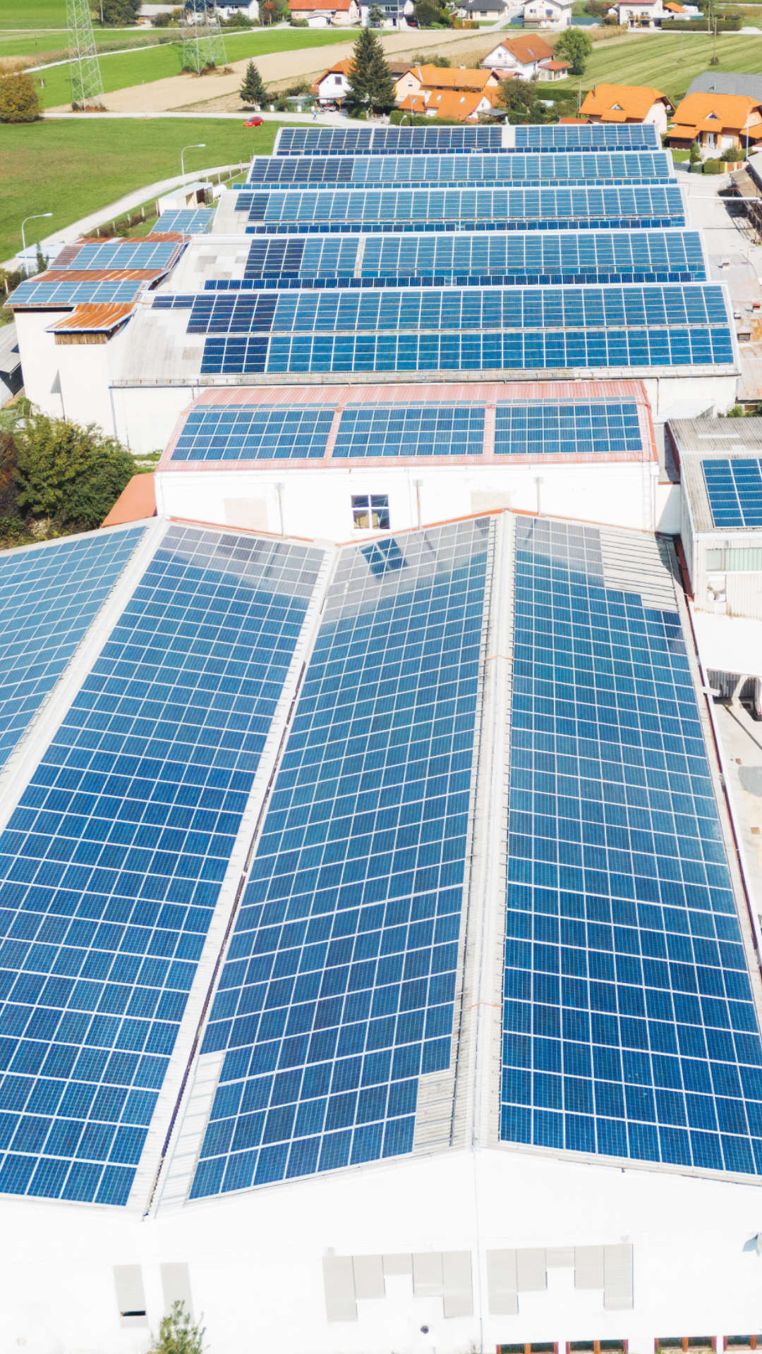 מבנים קיימים 2 Commercial solar roofs vertical 1080