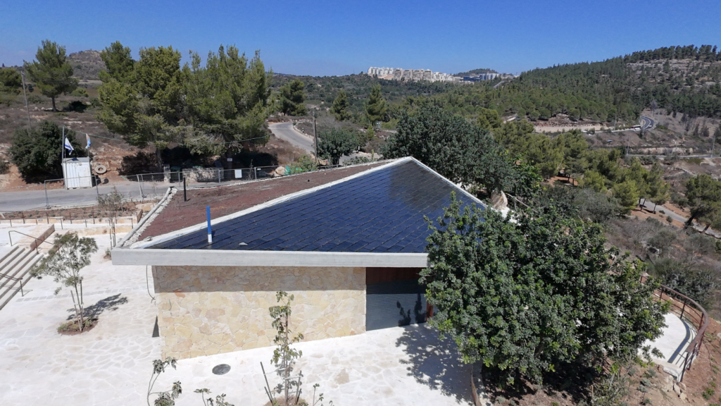 רעפים סולאריים