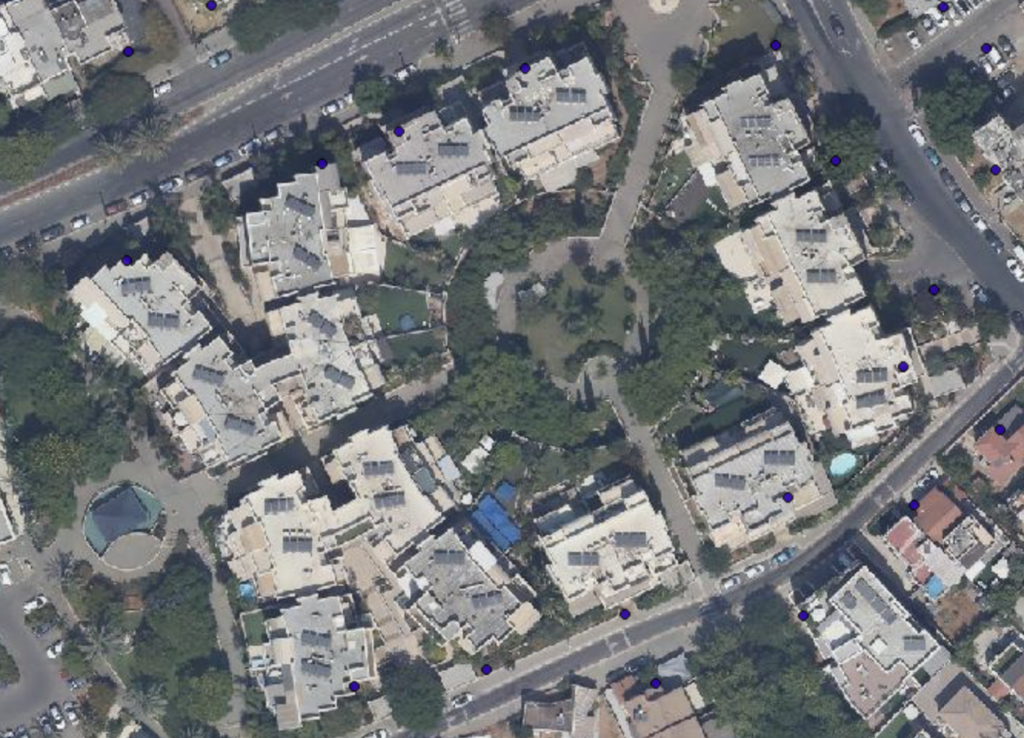 הסוד הכי שמור של וועדי הבתים המצליחים בארץ: איך הפכו את הגג המשותף של הבניין מבעיה למכונת כסף 1 מתחם ארזים חולון